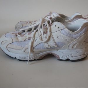 New Balance 827 Abzorb GUC